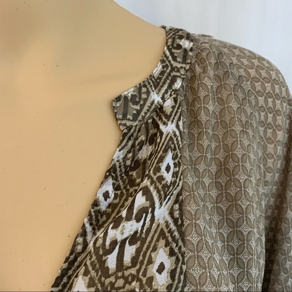 BKE Boutique Semi Sheer Boho Top - Picture 5 of 8